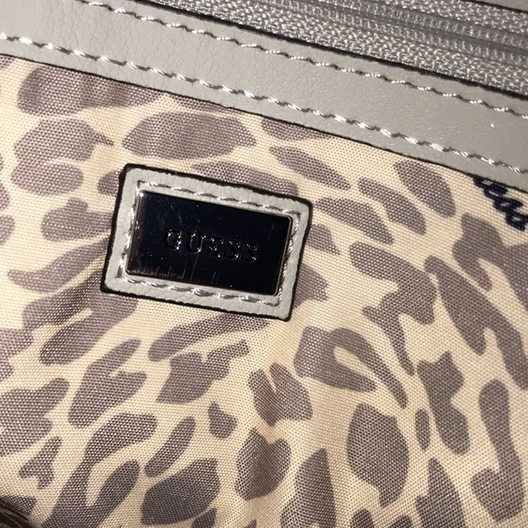 Purse - Picture 3 of 3